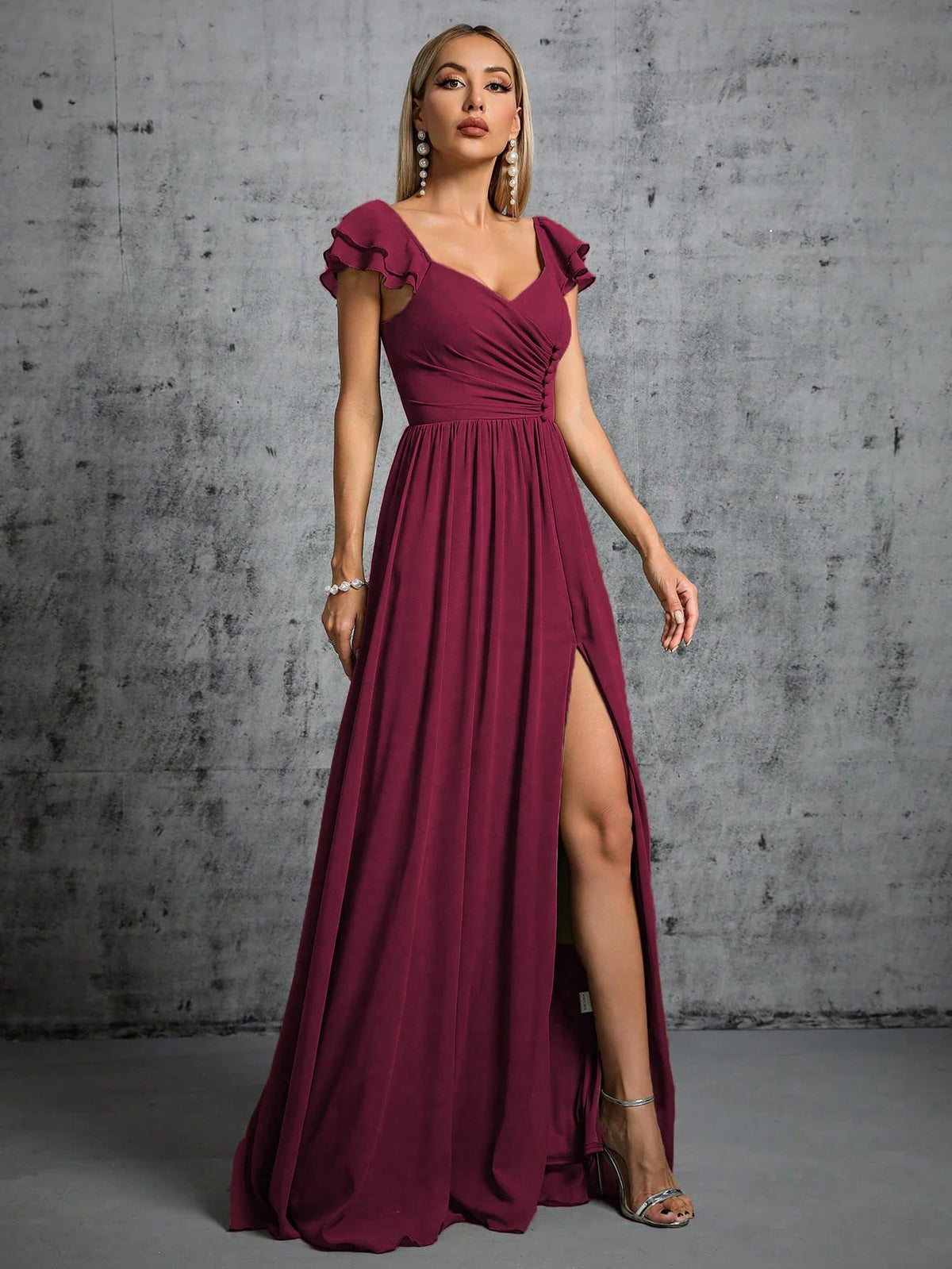 Bella - Vestido Elegante con Volantes y Cuello de Herradura