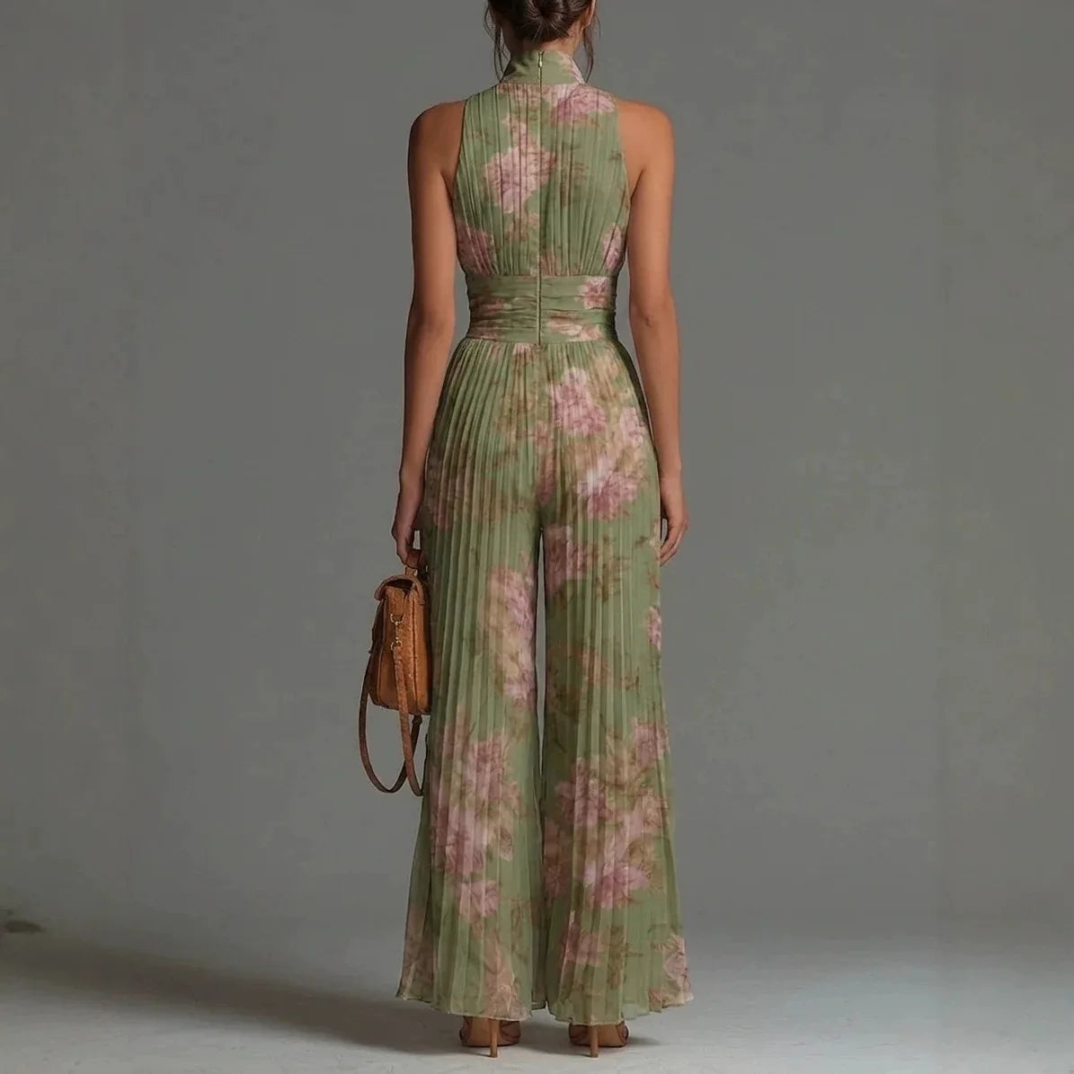Nina - Mono Elegante y Casual